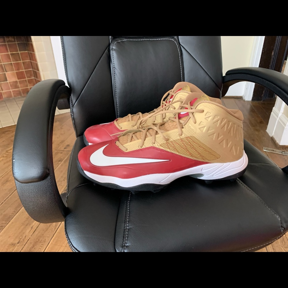 Nike Elite 3/4 Shark Cleats - Picture 6 of 6